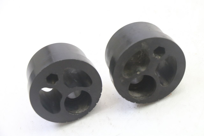 photo de TENDEUR CHAINE TRIUMPH SPRINT 900 (1995 - 1998) - Zoom état d’usage