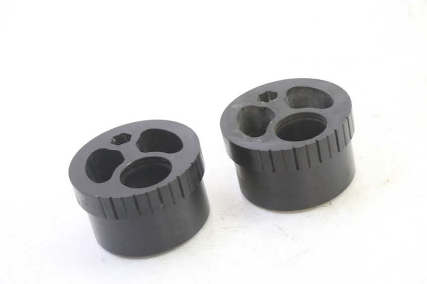 photo de TENDEUR CHAINE TRIUMPH SPRINT 900 (1995 - 1998) - Autre angle de vue