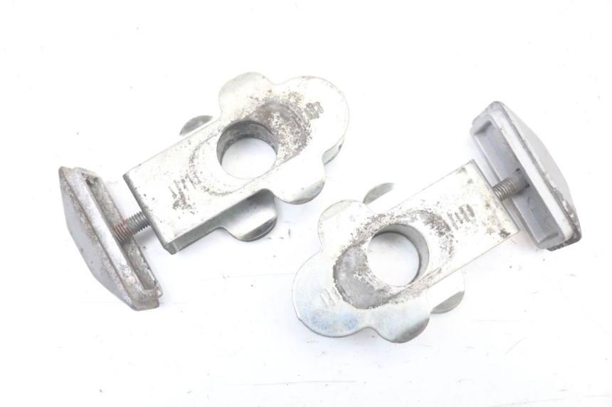 photo de TENDEUR CHAINE SUZUKI GSR 750 (2011 - 2017) - Zoom état d’usage