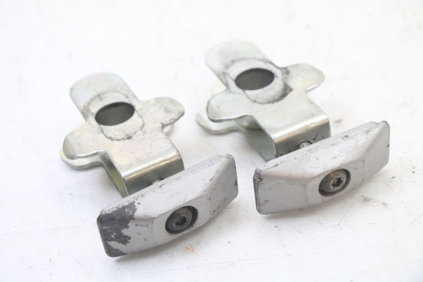 photo de TENDEUR CHAINE SUZUKI GSX F GSXF 650 (2007 - 2015) - Détail de la pièce