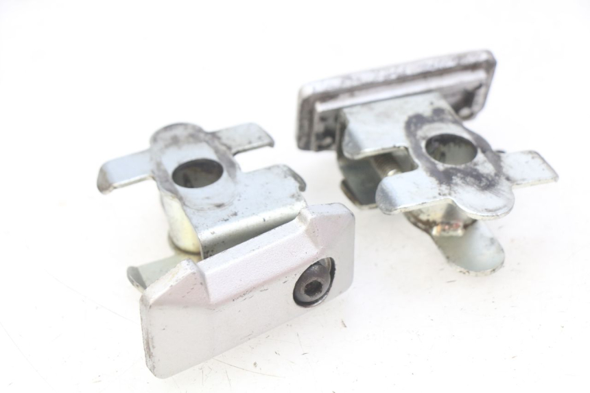 photo de TENDEUR CHAINE SUZUKI SV N 650 (1999 - 2002) - Zoom état d’usage