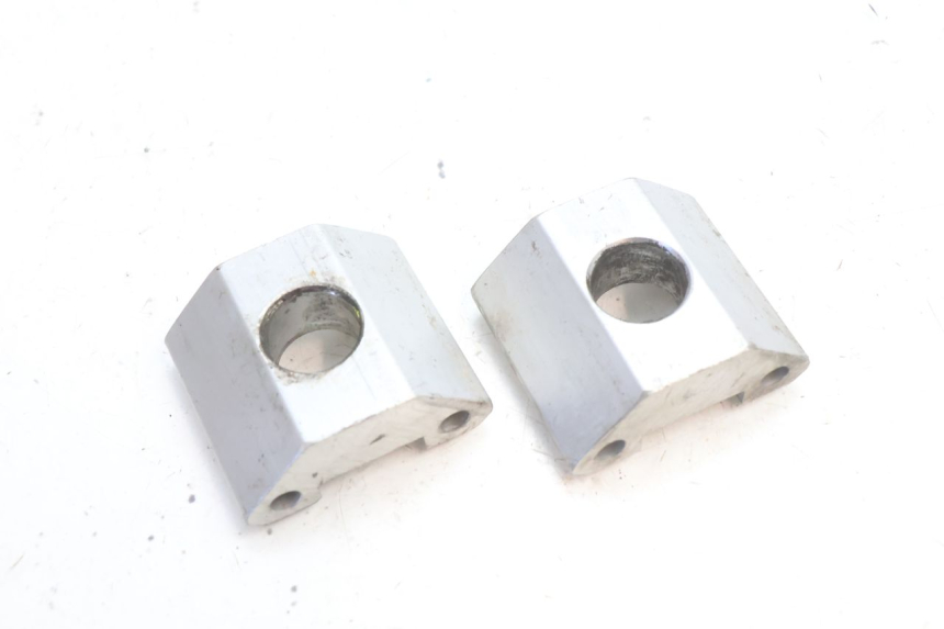 photo de TENDEUR CHAINE YAMAHA XJR 1300 (1998 - 2002) - Autre angle de vue