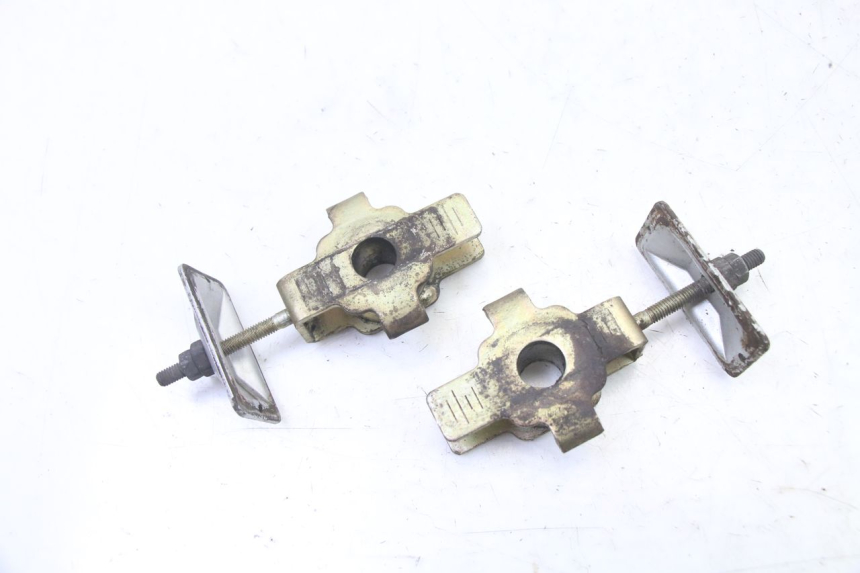 photo de TENDEUR CHAINE HONDA XLV VARADERO 125 (2000 - 2006) - Vue principale