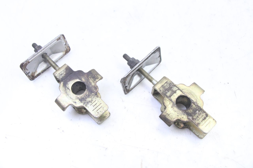 photo de TENDEUR CHAINE HONDA XLV VARADERO 125 (2000 - 2006) - Autre angle de vue