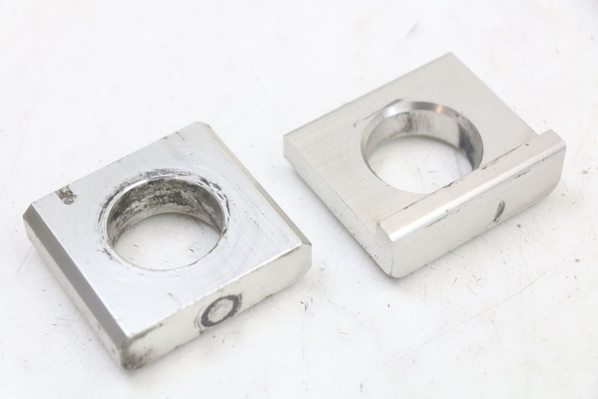 photo de TENDEUR CHAINE YAMAHA FZ1 FAZER 1000 (2007 - 2009) - Vue principale