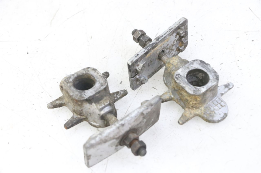 photo de TENDEUR CHAINE YAMAHA FZS FAZER 600 (2001 - 2003) - Vue d’ensemble