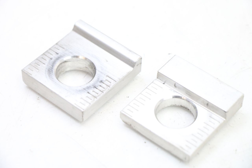 photo de TENDEUR CHAINE YAMAHA TRACER 7 700 (2020 - 2024) - Détail de la pièce