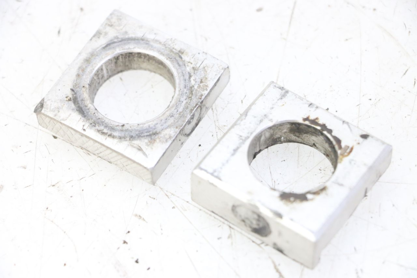 photo de TENDEUR CHAINE YAMAHA YZ-F YZF 250 (2007 - 2013) - Détail de la pièce