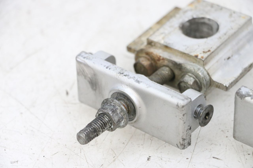 photo de TENDEUR CHAINE KAWASAKI ZR 7 750 (1999 - 2004) - Zoom état d’usage