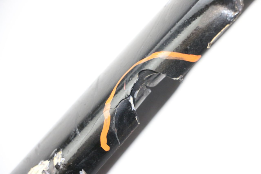 photo de TETE DE FOURCHE APRILIA RS 50 (1999 - 2005) - Points de fixation