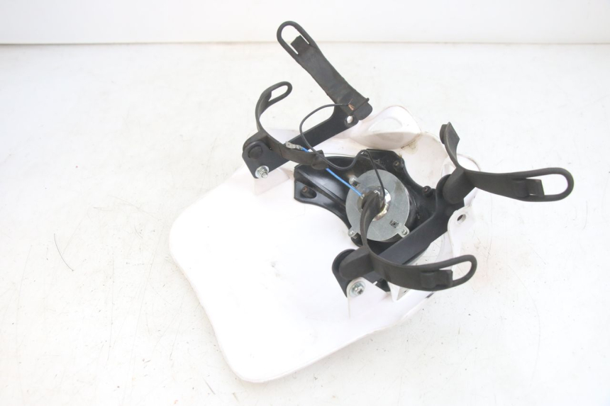 photo de TÊTE DE FOURCHE GILERA RK 50 (1996 - 1999) - Détail de la pièce