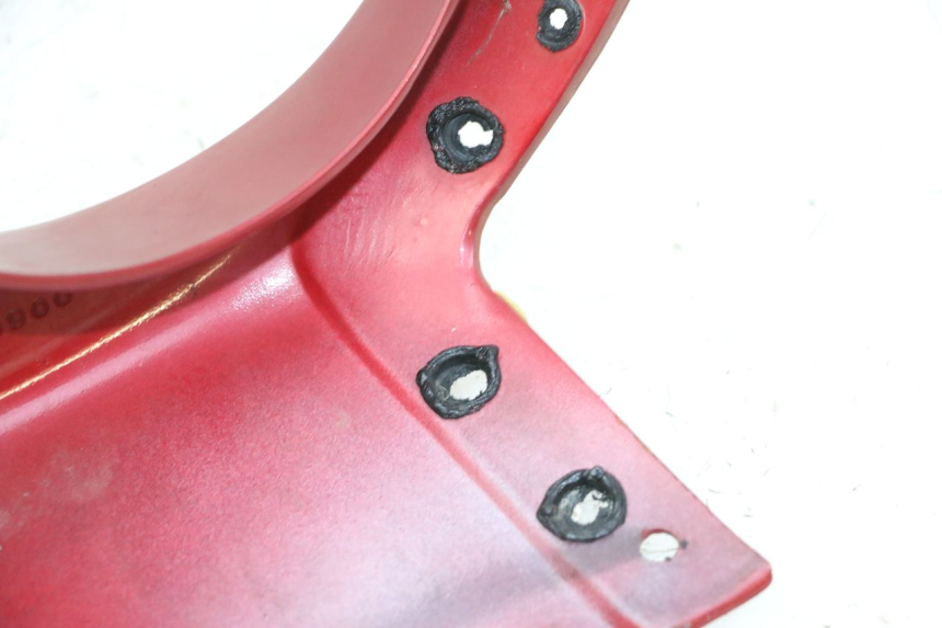 photo de TETE DE FOURCHE TRIUMPH SPRINT 900 (1995 - 1998) - Gros plan technique