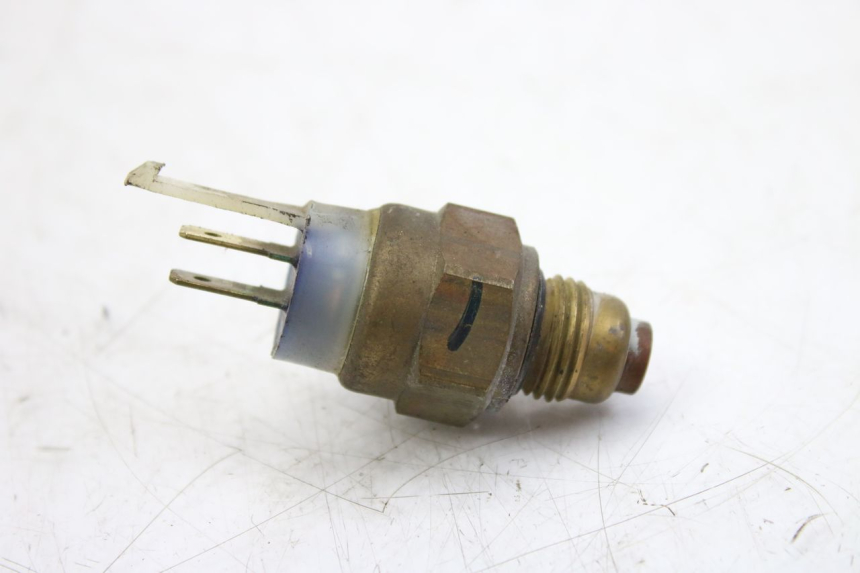 photo de THERMOCONTACT YAMAHA FZS FAZER 600 (1998 - 2001) - Autre angle de vue