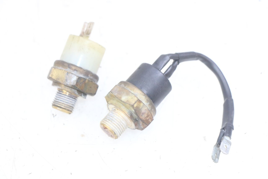 photo de THERMOCONTACT YAMAHA YP MAJESTY 125 (1998 - 2001) - Détail de la pièce