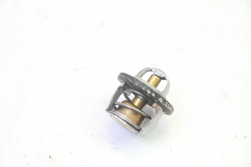 photo de THERMOSTAT SUZUKI BURGMAN 125 (2007 - 2014) - Détail de la pièce