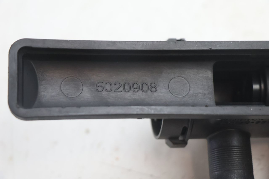 photo de THERMOSTAT BMW C SPORT 650 (2015 - 2021) - Gros plan technique