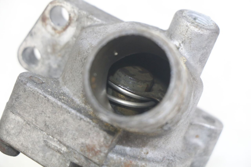 photo de THERMOSTAT HONDA CBR F SC25 1000 (1989 - 1992) - Zoom état d’usage