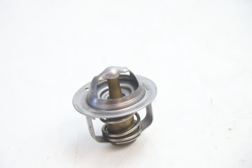 photo de THERMOSTAT KAWASAKI ER-6 ER6 N 650 (2005 - 2009) - Autre angle de vue
