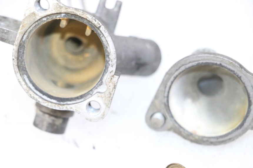 photo de THERMOSTAT HONDA FES S-WING SWING ABS 125 (2007 - 2015) - Autre angle de vue