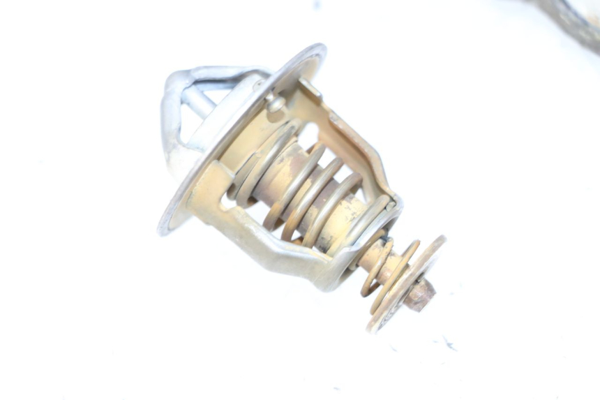 photo de THERMOSTAT HONDA FES S-WING SWING ABS 125 (2007 - 2015) - Points de fixation
