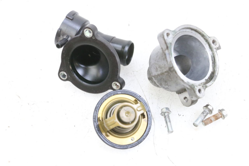 photo de THERMOSTAT YAMAHA FJR ABS 1300 (2006 - 2012) - Vue d’ensemble