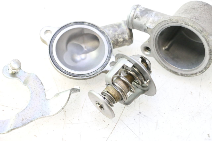 photo de THERMOSTAT HONDA FJS SILVER WING SILVERWING 400 (2005 - 2008) - Points de fixation