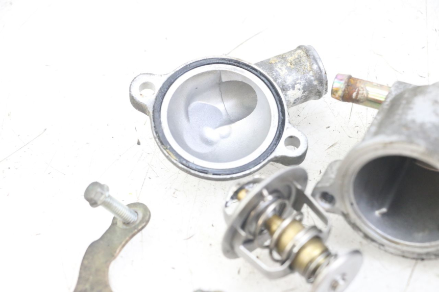 photo de THERMOSTAT HONDA FJS SILVERWING SILVER WING 600 (2001 - 2010) - Vue d’ensemble