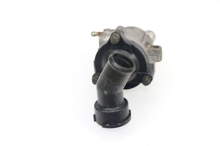 photo de THERMOSTAT YAMAHA FZS FAZER 600 (2001 - 2003) - Détail de la pièce