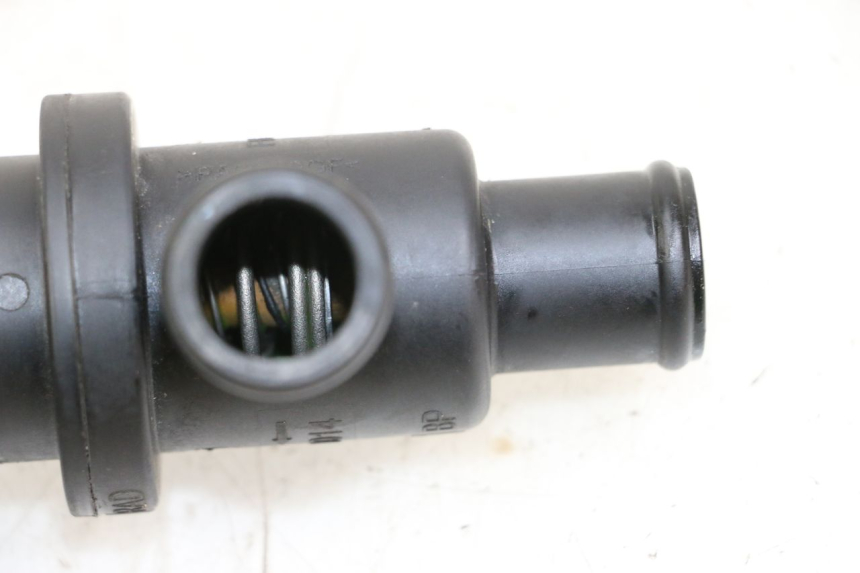 photo de THERMOSTAT HUSQVARNA SVARTPILEN 401 (2018 - 2023) - Détail de la pièce