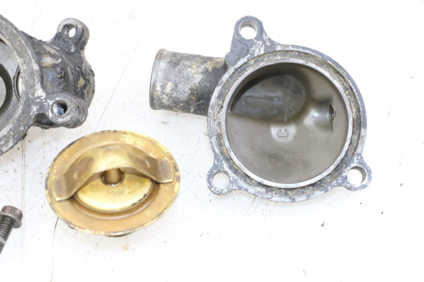 photo de THERMOSTAT KAWASAKI GTR 1000 (1994 - 2004) - Vue d’ensemble