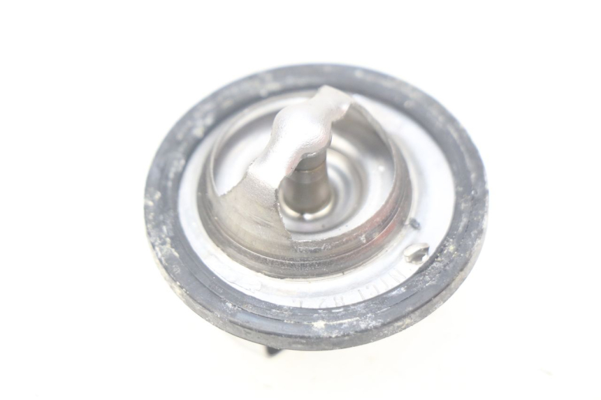 photo de THERMOSTAT YAMAHA MT-07 MT07 ABS 700 (2014 - 2017) - Zoom état d’usage