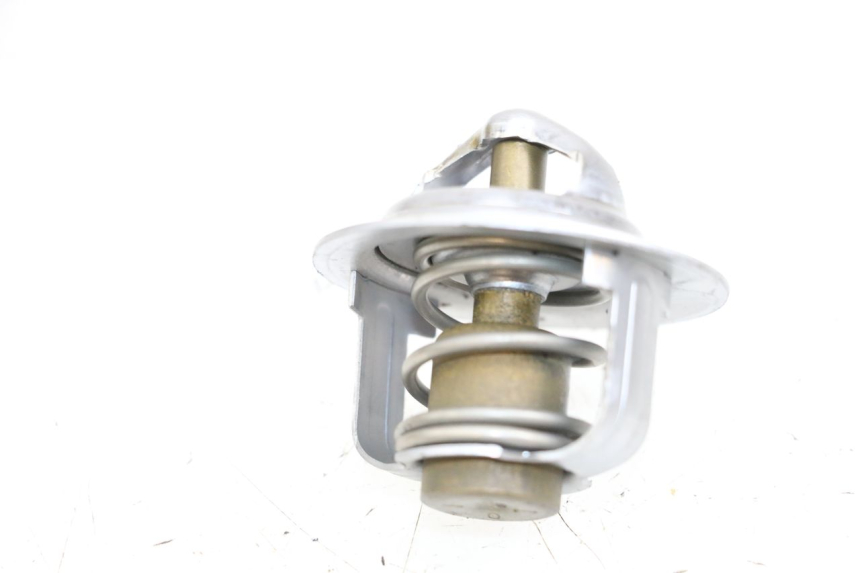 photo de THERMOSTAT KAWASAKI NINJA 400 (2018 - 2023) - Détail de la pièce