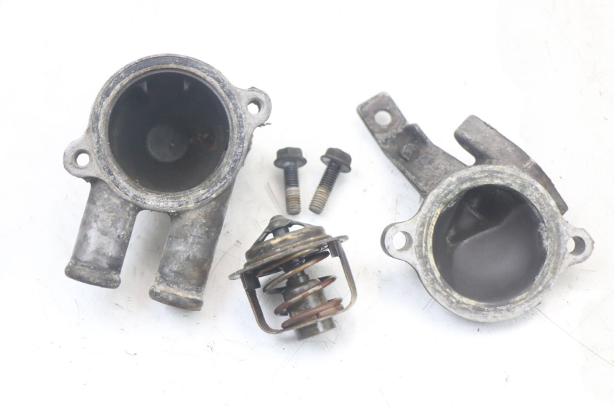 photo de THERMOSTAT HONDA NTV DEAUVILLE 650 (1998 - 2001) - Détail de la pièce