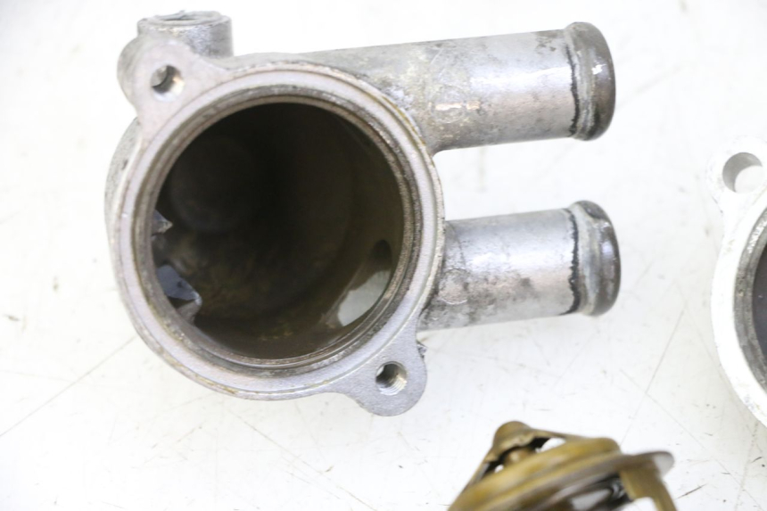 photo de THERMOSTAT HONDA NTV DEAUVILLE 650 (2001 - 2006) - État de surface