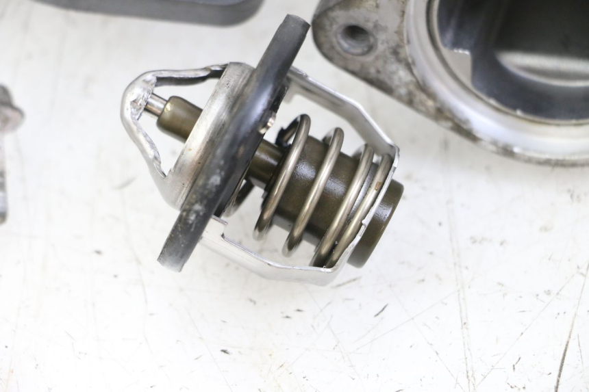 photo de THERMOSTAT SUZUKI GSX F GSXF 650 (2007 - 2015) - Pièce contrôlée