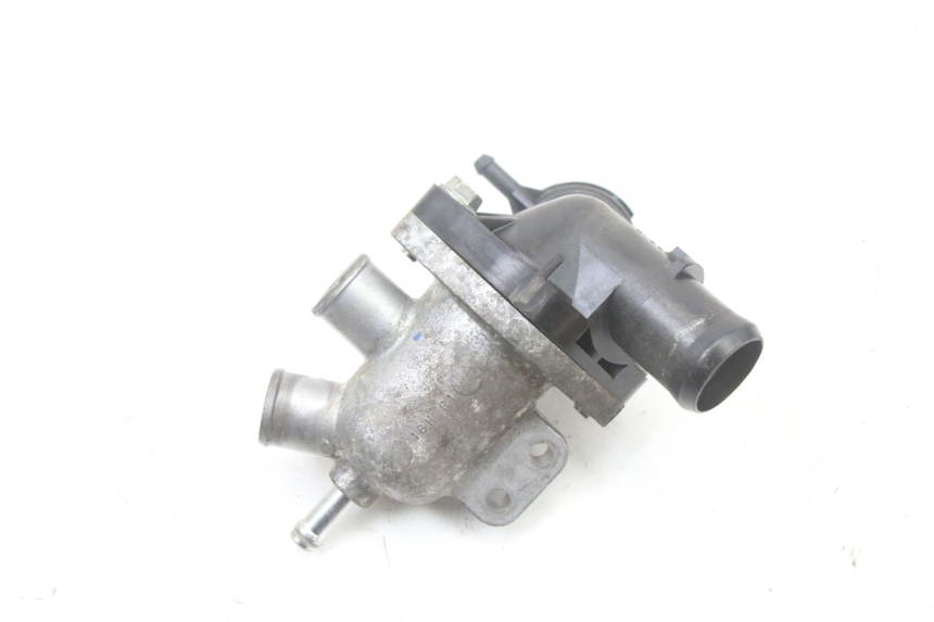 photo de THERMOSTAT SUZUKI GSX F GSXF 650 (2007 - 2015) - Points de fixation
