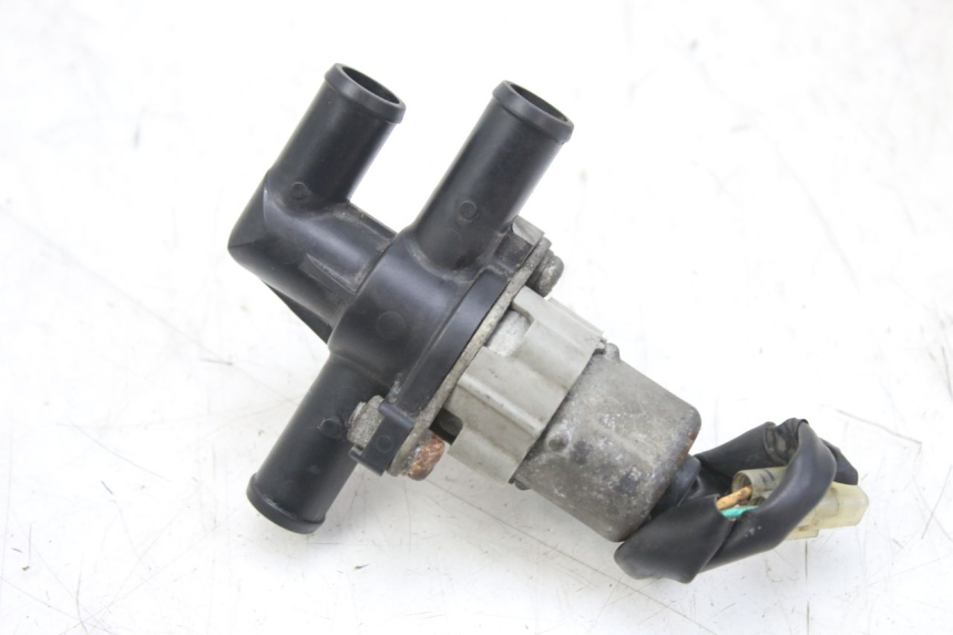 photo de THERMOSTAT YAMAHA YZF R1 1000 (2007 - 2008) - Zoom état d’usage