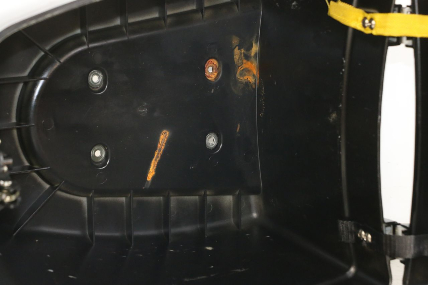 photo de TOP CASE E-MAX 80L 1 (2011 - 2014) - Gros plan technique