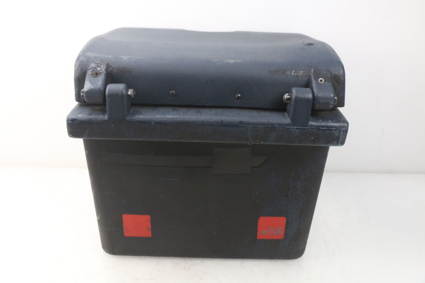 photo de TOP CASE KYMCO AGILITY 4T 50 (2005 - 2018) - Zoom état d’usage