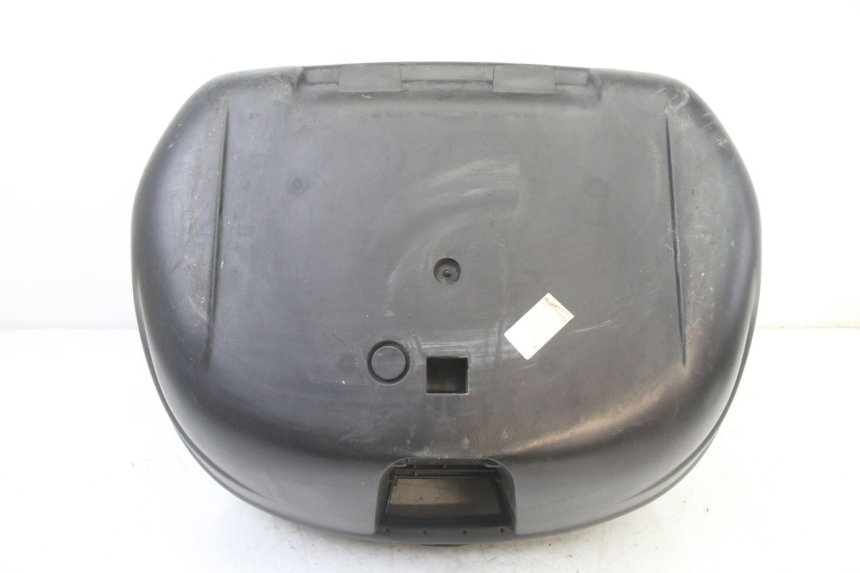photo de TOP CASE APRILIA ATLANTIC 125 (2003 - 2009) - Détails caractéristiques