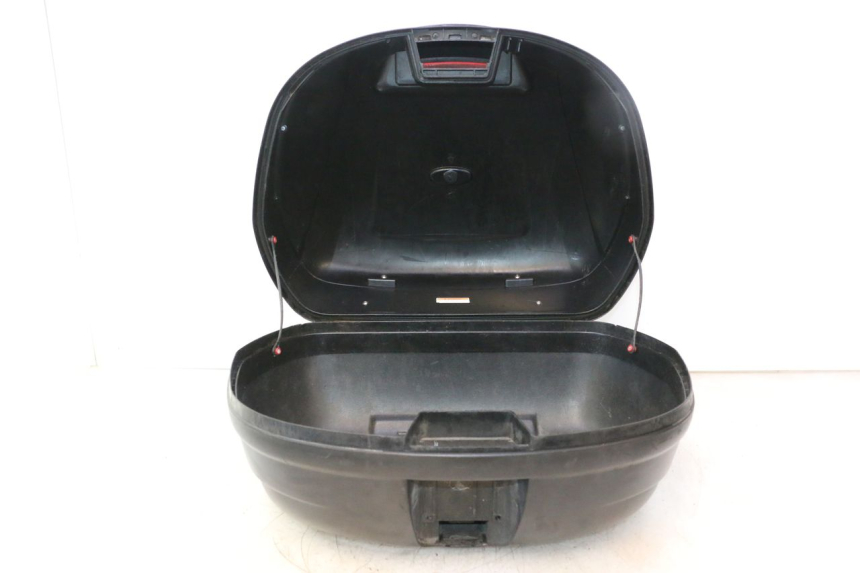 photo de TOP CASE APRILIA ATLANTIC S 125 (2010 - 2013) - Focus structure
