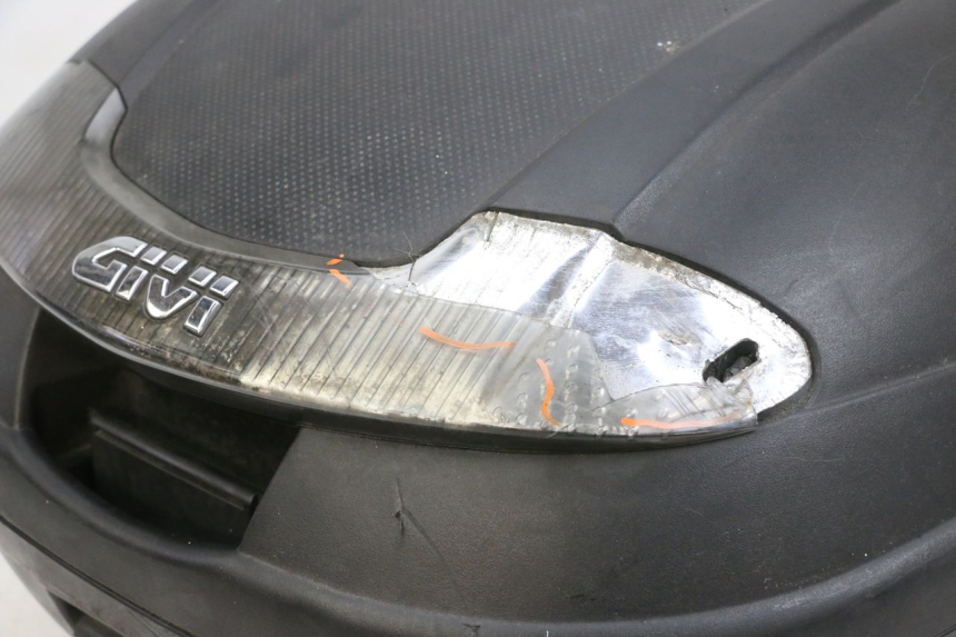 photo de TOP CASE PEUGEOT DJANGO 4T 50 (2014 - 2019) - Détail de la pièce