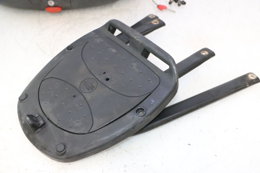 photo de TOP CASE PEUGEOT ELYSTAR 50 (2002 - 2014) - Aperçu profil