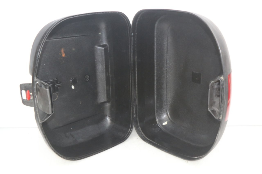 photo de TOP CASE HONDA FES PANTHEON 2T 125 (1998 - 2002) - Zoom état d’usage