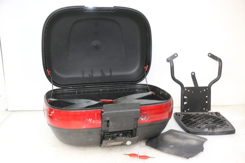 photo de TOP CASE PEUGEOT KISBEE 2T 50 (2010 - 2017) - Vue principale