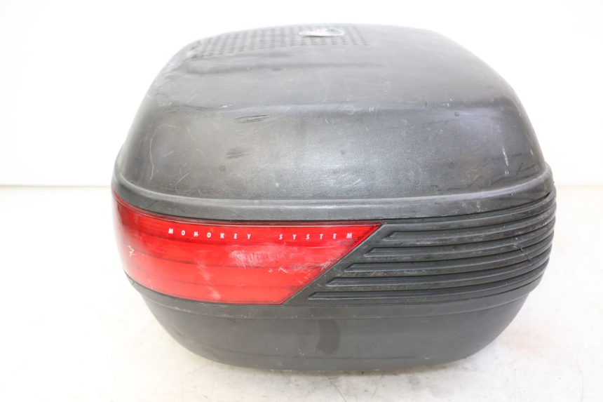 photo de TOP CASE PEUGEOT KISBEE 2T 50 (2010 - 2017) - Pièce contrôlée