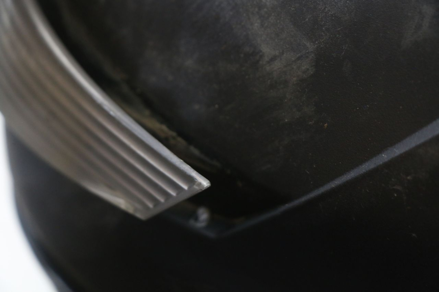 photo de TOP CASE PEUGEOT KISBEE 4T 50 (2018 - 2022) - Zoom état d’usage