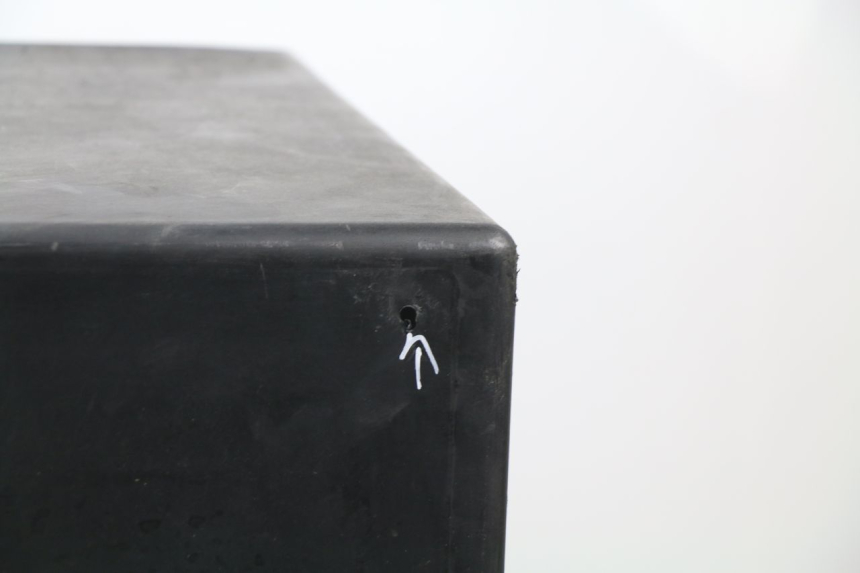 photo de TOP CASE PIAGGIO LIBERTY 4T 50 (2009 - 2015) - Détails caractéristiques