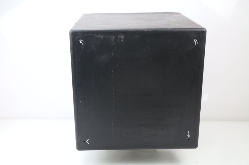 photo de TOP CASE PIAGGIO LIBERTY 4T 50 (2009 - 2015) - Zoom composants