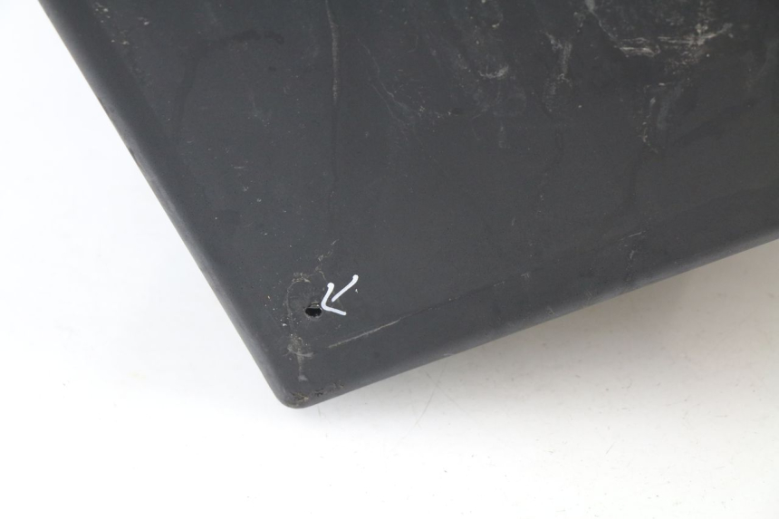 photo de TOP CASE PIAGGIO LIBERTY 4T 50 (2009 - 2015) - Photo complémentaire